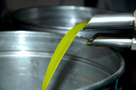 Vuoi migliorare l'abbronzatura? Olio d'Oliva...