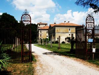 Azienda Agricola Fraccaroli Domenico - Villa Caratti