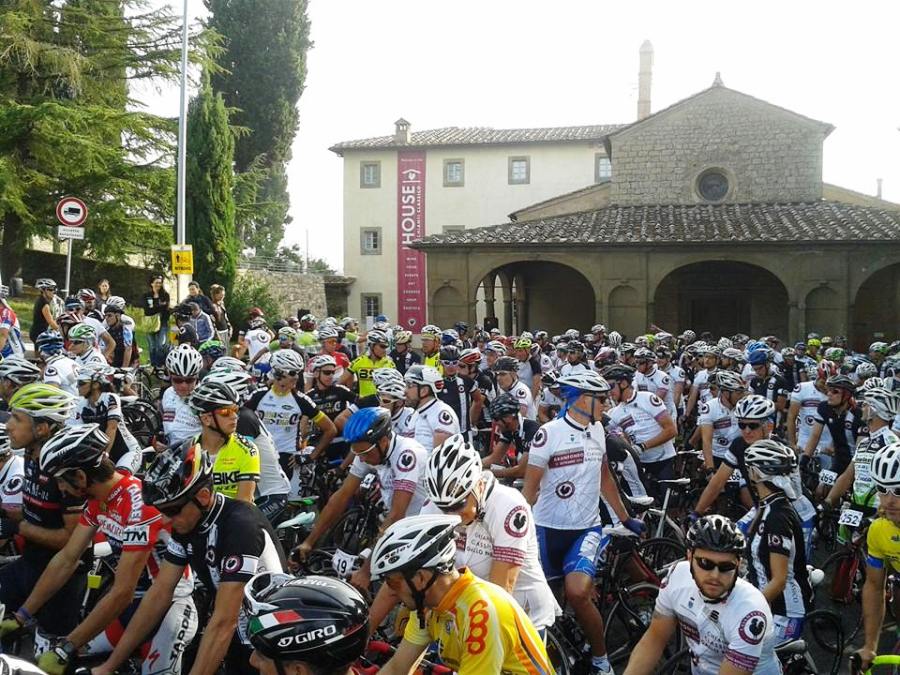 Successo la terza Gran Fondo del Gallo Nero, vince Francesco Cecchini