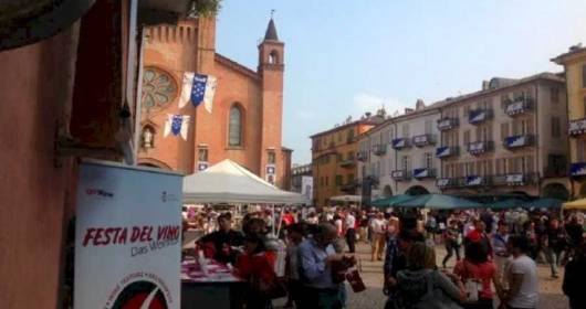Torna nel centro storico di Alba, a fine settembre,  la Festa del Vino di Go Wine!
