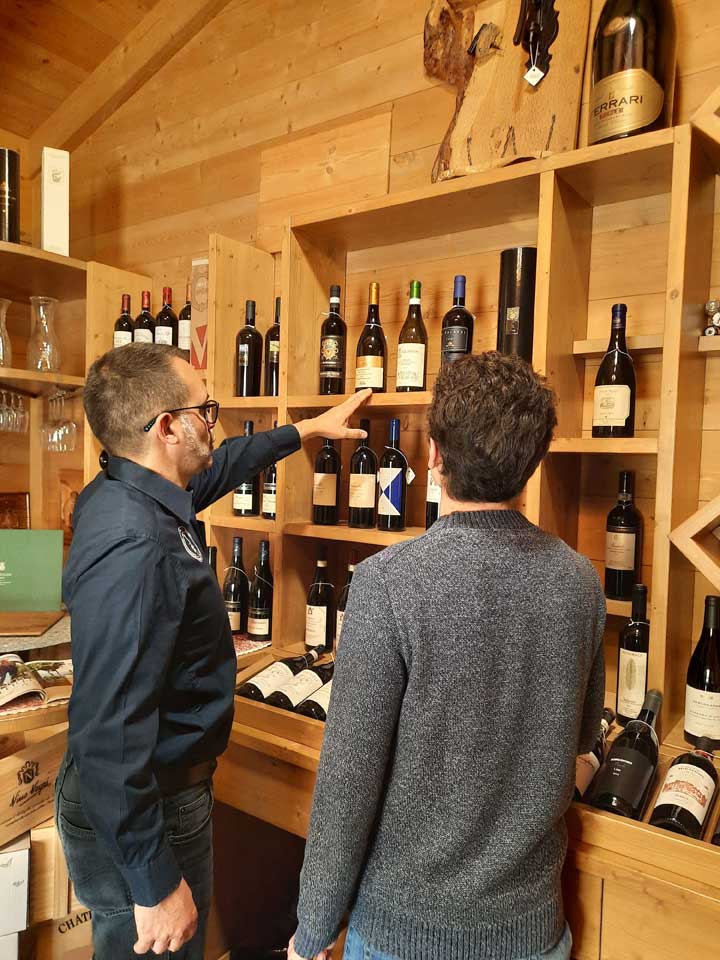 VINARIUS A VINITALY SPECIAL EDITION 2021: GRANDE SUCCESSO PER IL CONVEGNO DEDICATO ALL'ENOTECA DEL FUTURO