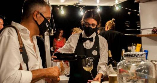  Bolle di Puglia: a Monopoli l'evento delle Donne del Vino Puglia per promuovere i vini spumanti regionali