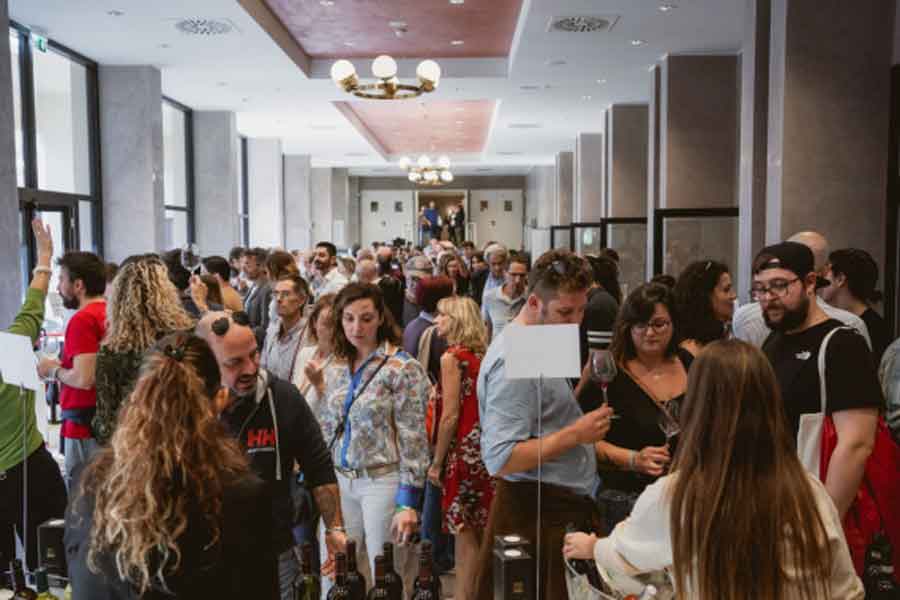 Successo di pubblico alla XI edizione di Life of Wine: oltre 750 persone tra stampa, operatori, sommelier e winelovers
