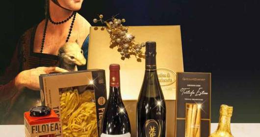 Dedicate al Rinascimento le raffinate strenne natalizie delle Cantine di Franciacorta, il fornitissimo wine store di Erbusco