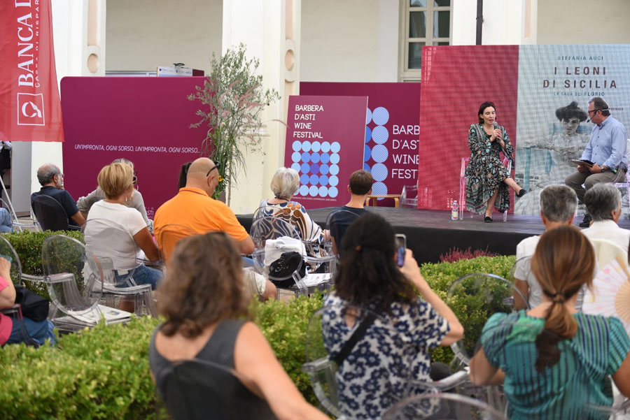 CONCLUSA LA PRIMA PARTE DELLA PRIMA EDIZIONE DEL BARBERA D'ASTI WINE FESTIVAL: UN FINE SETTIMANA RICCO DI TALK, INCONTRI, MUSICA ALL’INSEGNA DELLA BARBERA E DEI VINI DEL MONFERRATO